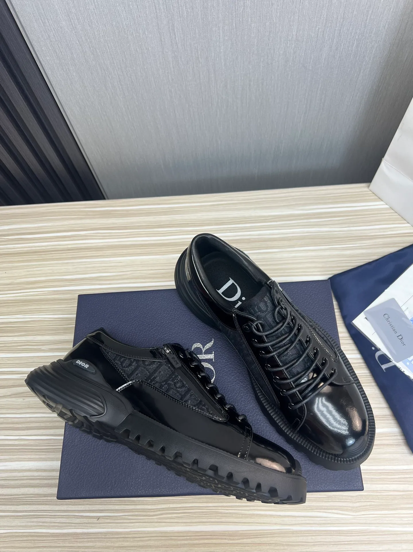 Men's men's shoes💰620💰 Dior men's business casual leather shoes👞all made of imported original brand leather, just to create a more comfortable wearing experience, upper: original cowhide stitching➕imported sheepskin lining, original non-slip and wear-resistant rubber outsole✔️36-45 (45 non-returnable)